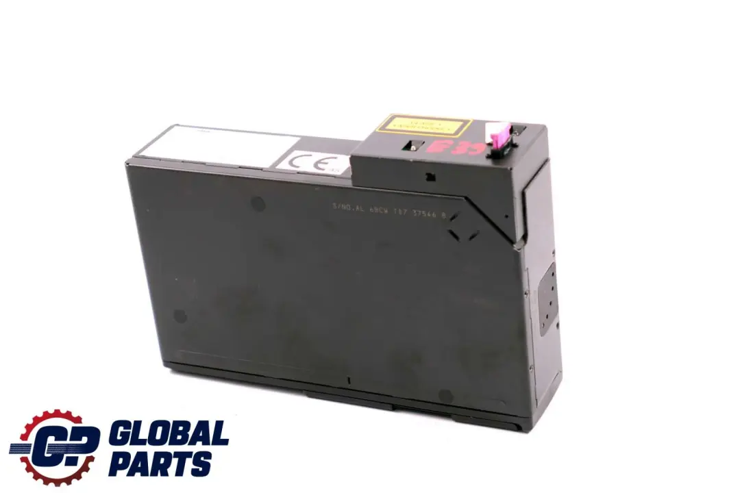 Cargador de 6 CD sin cargador para BMW E39 con número de pieza 8361584 BMW E39 Cargador de 6 CD sin cargador - SKU 8361584 - Número de pieza 8361584