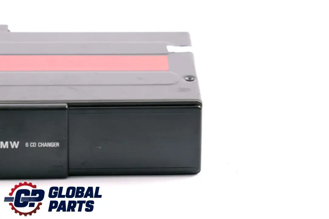 Caricatore CD a 6 dischi senza caricatore per BMW E39 con numero di parte 8361584 BMW E39 Caricatore CD a 6 dischi senza caricatore - SKU 8361584 - Numero di parte 8361584