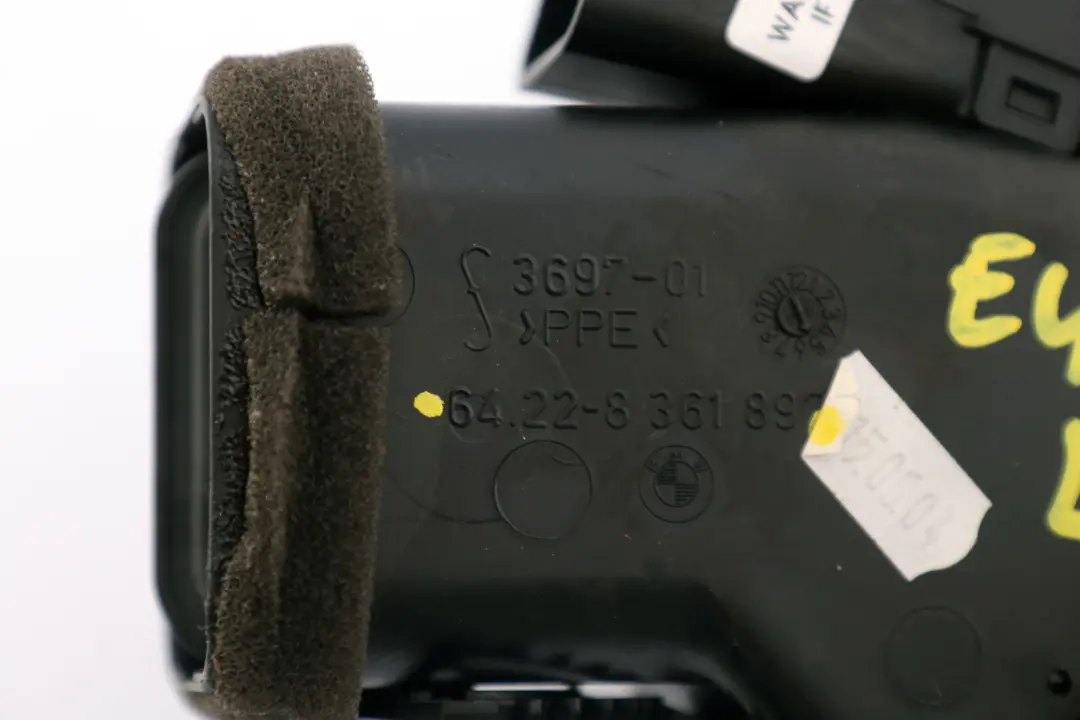 Guidage De L'Air Frais Gril a Gauche Noir 6422 pour BMW E46 à propos du numéro de pièce 8361897 BMW E46 Guidage De L'Air Frais Gril a Gauche Noir 6422 - SKU 8361897 - Numéro de pièce 8361897