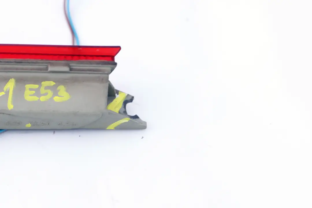 Troisième feu stop rouge 6325 pour BMW E53 à propos du numéro de pièce 8362039 BMW E53 Troisième feu stop rouge 6325 - SKU 8362039-1 - Numéro de pièce 8362039