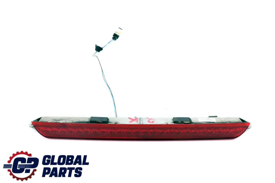 Tercera Luz De Freno Rojo 6325 para BMW E53 con número de pieza 8362039 BMW E53 Tercera Luz De Freno Rojo 6325 - SKU 8362039 - Número de pieza 8362039