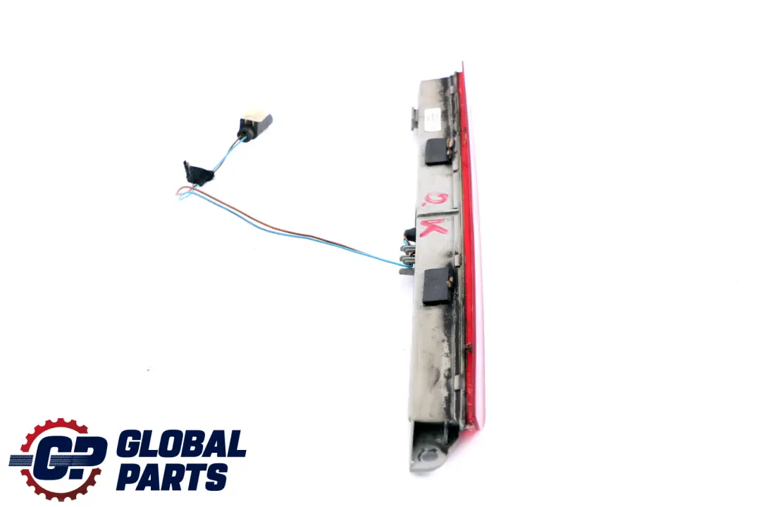 Trzecie Światło Stop Stopu Tył do BMW X5 E53 o numerze 8362039 BMW X5 E53 Trzecie Światło Stop Stopu Tył - SKU 8362039 - Numer Części 8362039