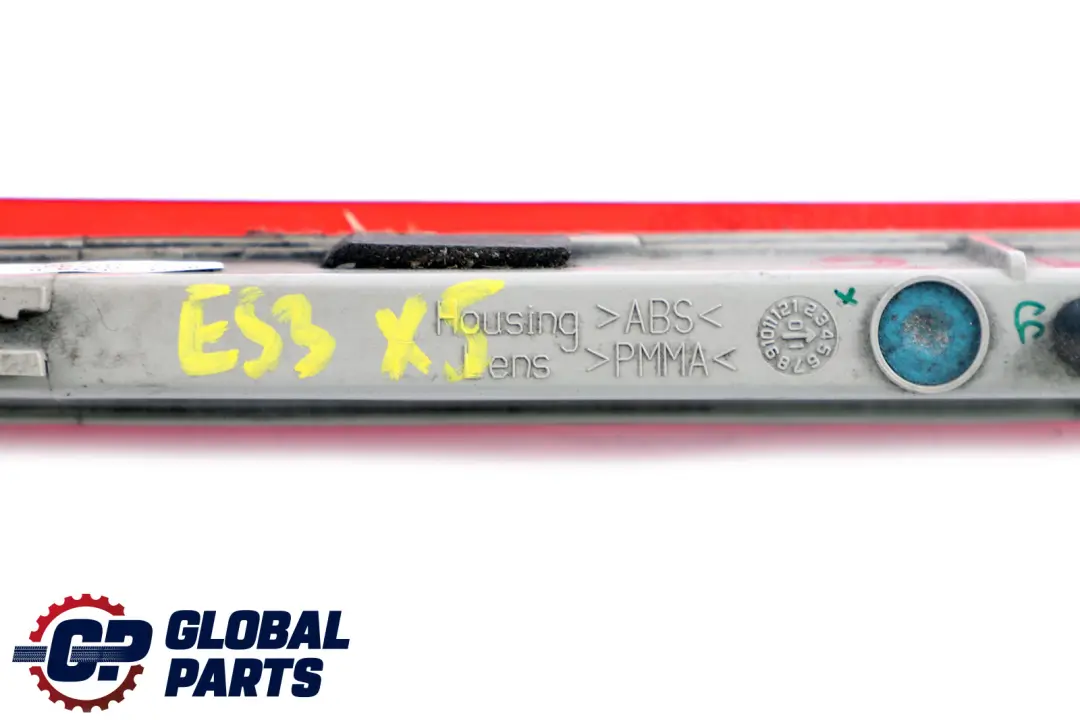 Tercera Luz De Freno Rojo 6325 para BMW E53 con número de pieza 8362039 BMW E53 Tercera Luz De Freno Rojo 6325 - SKU 8362039 - Número de pieza 8362039