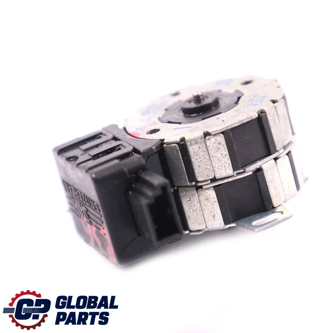 Stellantrieb Fussraumklappen für BMW 3 er E36 mit Teilenummer 8362929 BMW 3 er E36 Stellantrieb Fussraumklappen - SKU 8362929 - Teilenummer 8362929