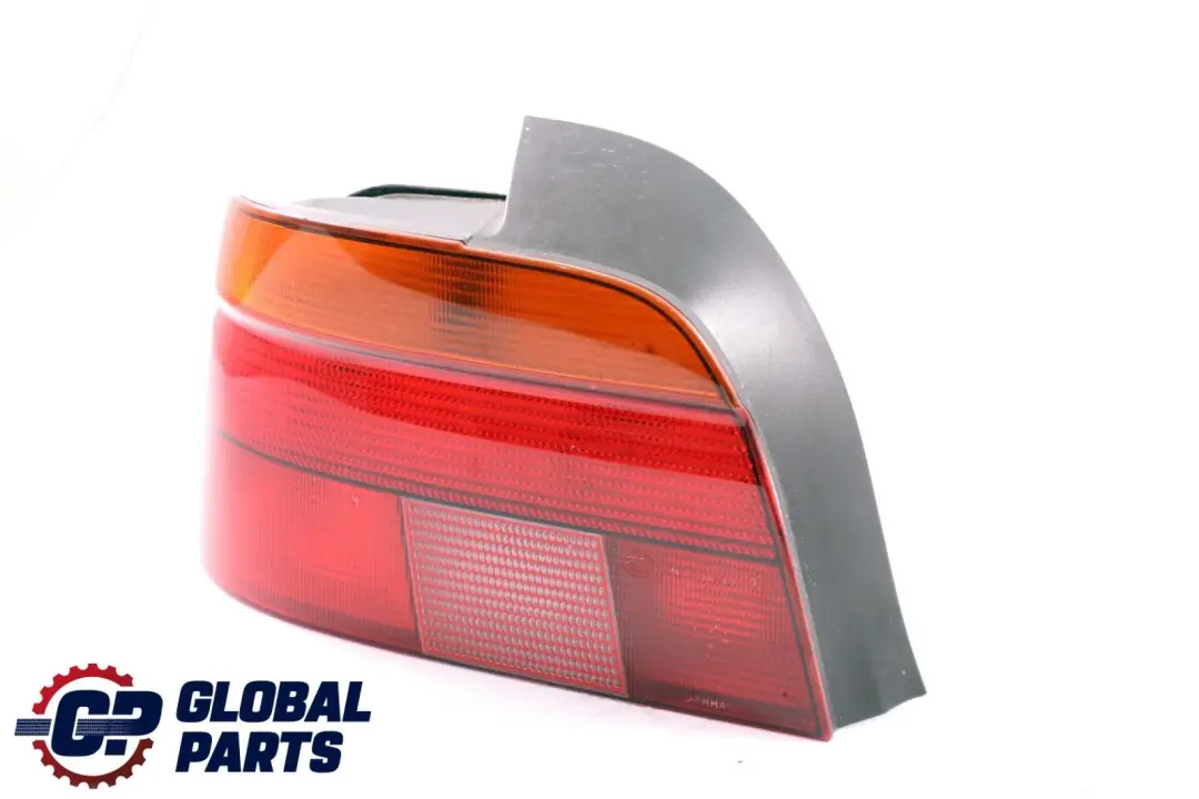 BMW 5 er E39 Heckleuchte Heckklappe Links - SKU 8363557 - Teilenummer 8363557
