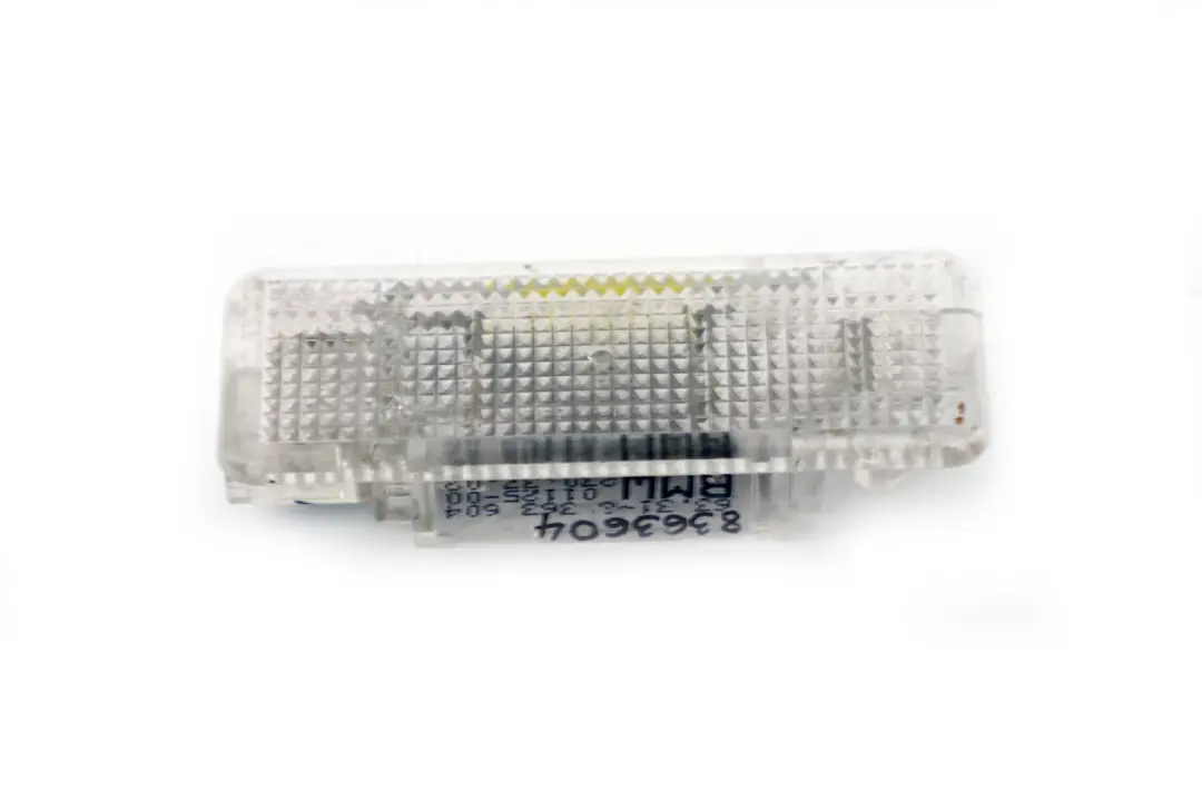 Lampara De Piso Delantera Trasera En Panel De Puerta para BMW X5 E53 E39 E52 con número de pieza 8363604 BMW X5 E53 E39 E52 Lampara De Piso Delantera Trasera En Panel De Puerta - SKU 8363604 - Número de pieza 8363604
