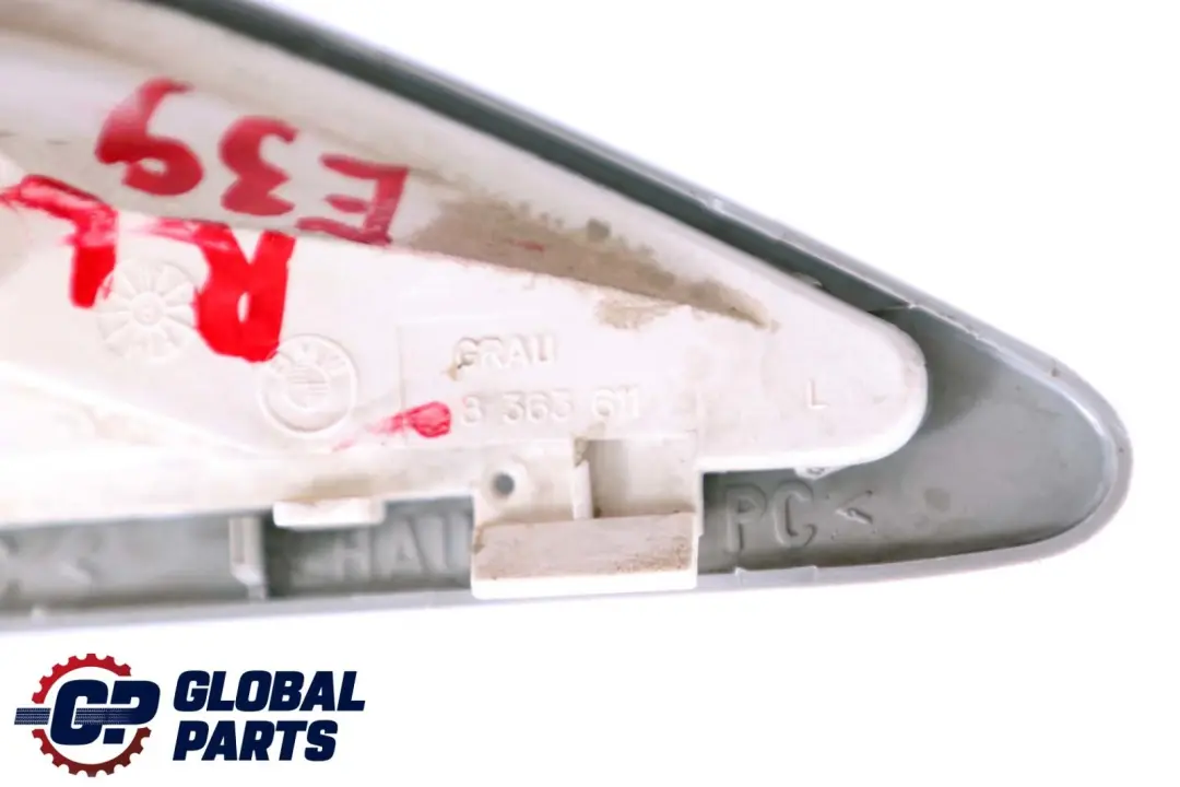 Leseleuchte Hinten Links Grau für BMW 5 er E39 mit Teilenummer 8363611 BMW 5 er E39 Leseleuchte Hinten Links Grau - SKU 8363611 - Teilenummer 8363611