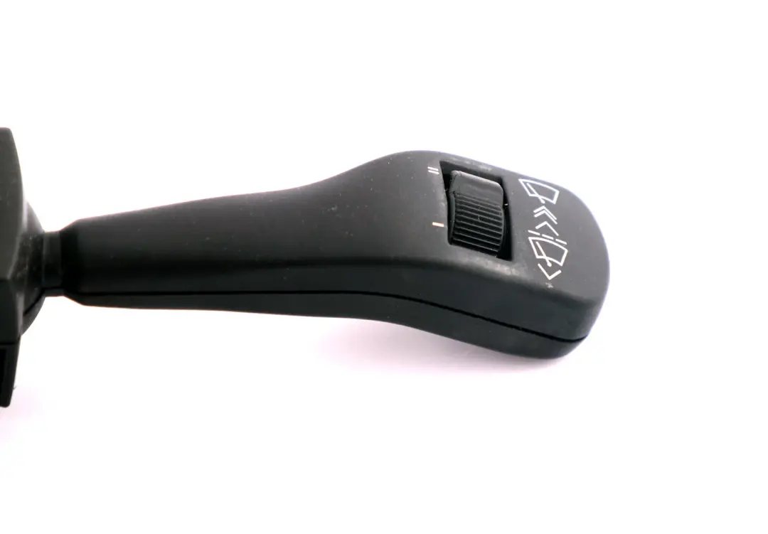 Interrupteur Essuie-Glace 6131 pour BMW 3 5 Z4 Serie E39 E46 E85 E86 à propos du numéro de pièce 8363664 BMW 3 5 Z4 Serie E39 E46 E85 E86 Interrupteur Essuie-Glace 6131 - SKU 8363664 - Numéro de pièce 8363664