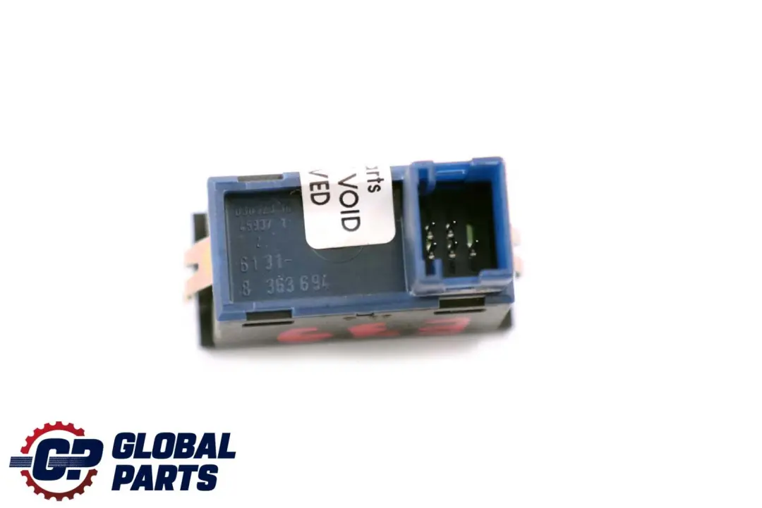 Interruttore Asc Controllo Automatico Della Stabilit? per BMW E38 E39 E46 con numero di parte 8363694 BMW E38 E39 E46 Interruttore Asc Controllo Automatico Della Stabilit? - SKU 8363694 - Numero di parte 8363694