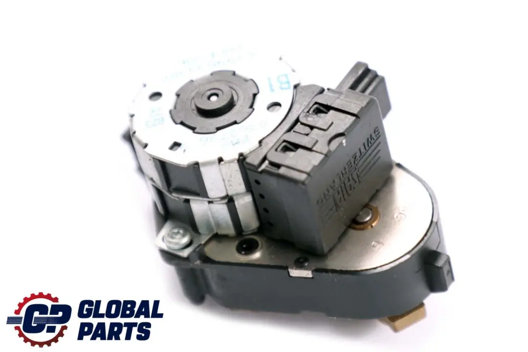 Actuator For Ventilation Flap to BMW 5 Series E39 with Part number 8363796 BMW 5 Series E39 Actuator For Ventilation Flap - SKU 8363796 - Part number 8363796