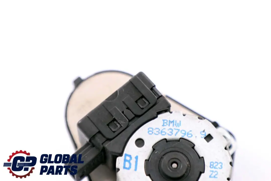 Stellantrieb Belüftungsklappe für BMW 5 er E39 mit Teilenummer 8363796 BMW 5 er E39 Stellantrieb Belüftungsklappe - SKU 8363796 - Teilenummer 8363796