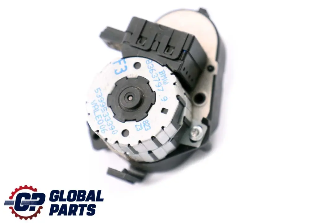 Actuator Foot Room Flaps to BMW 5 Series E39 with Part number 8363797 BMW 5 Series E39 Actuator Foot Room Flaps - SKU 8363797 - Part number 8363797