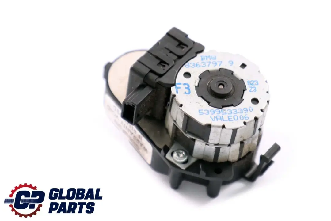 Actuator Foot Room Flaps to BMW 5 Series E39 with Part number 8363797 BMW 5 Series E39 Actuator Foot Room Flaps - SKU 8363797 - Part number 8363797