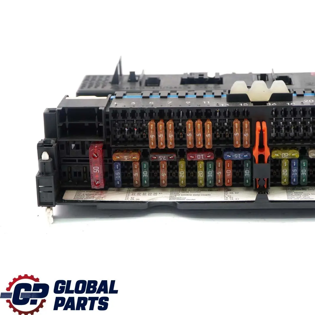 BMW E46 X3 E83 1 Caja De distribucion De fusibles - SKU 8364540-1 - Número de pieza 8364540