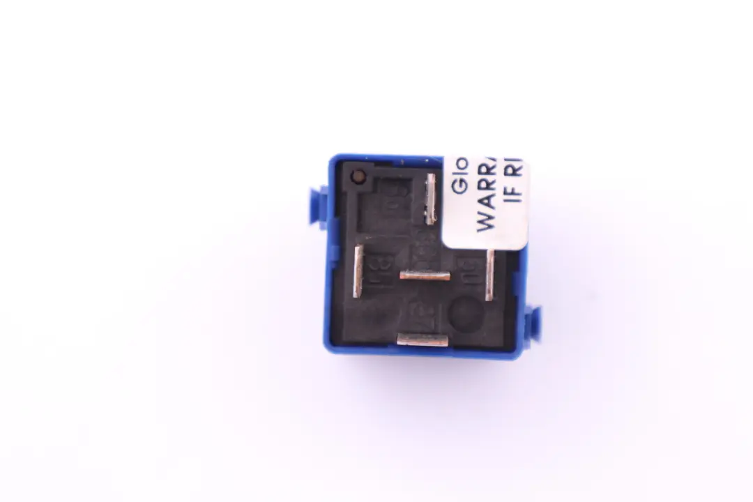BMW 3 7 X3 Z4 E45 E65 E83 E85 Relais Schliesser ultramarineblau Blue - SKU 8364582 - Teilenummer 8364582