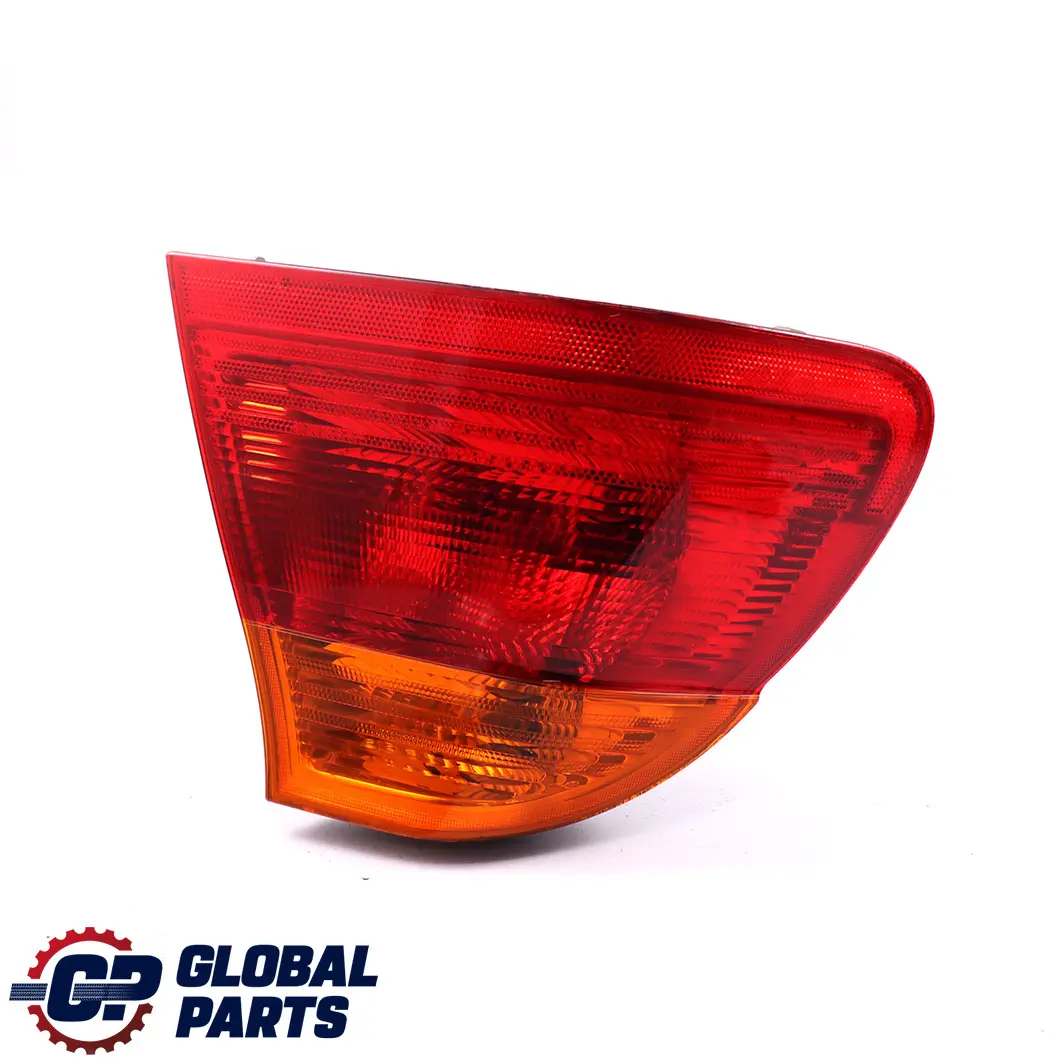 Lampa lewa tylna lewy tył do BMW E46 Sedan o numerze 8364921 BMW E46 Sedan Lampa lewa tylna lewy tył - SKU 8364921 - Numer Części 8364921