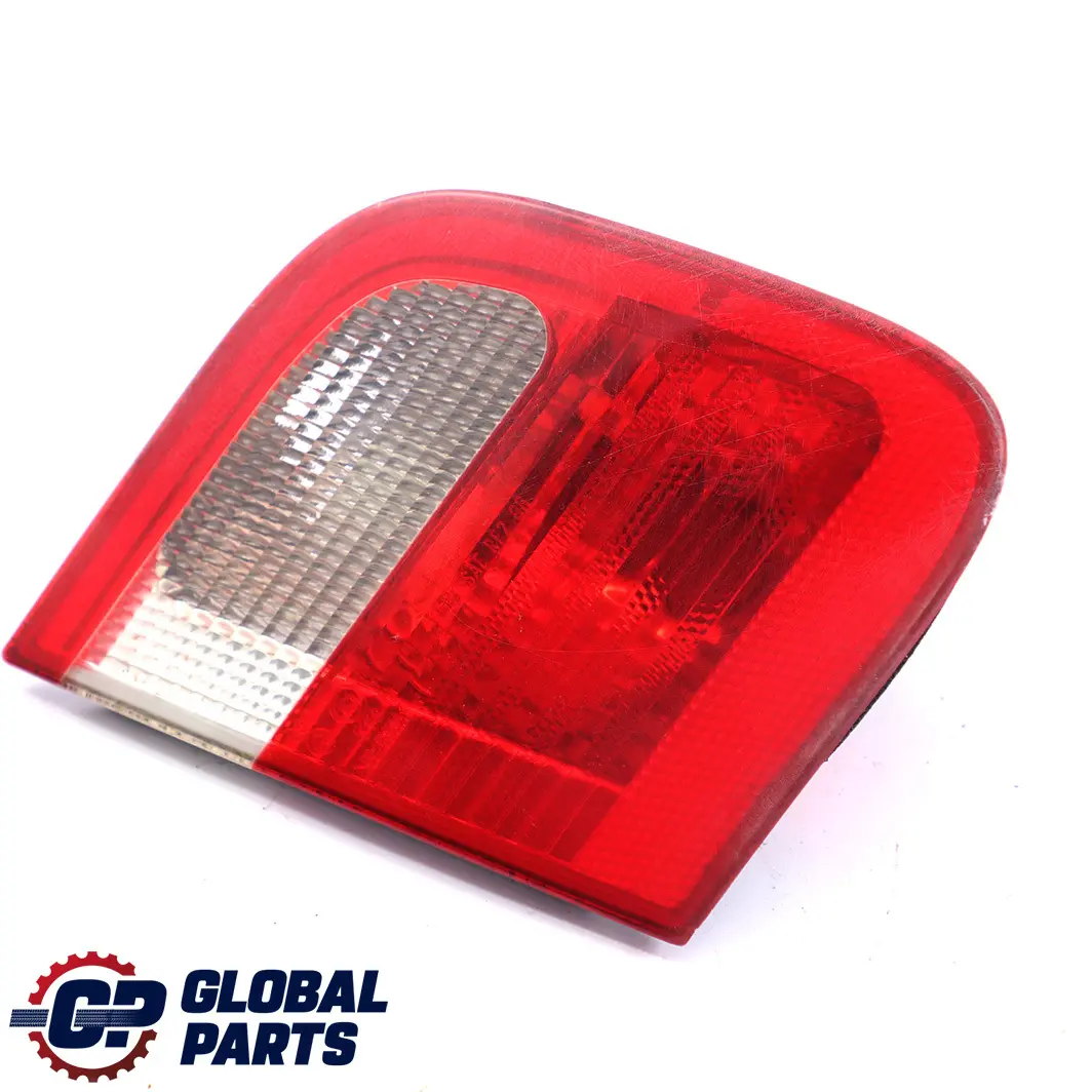 BMW E46 Lampka Bagażnika Lewa - SKU 8364923 - Numer Części 8364923