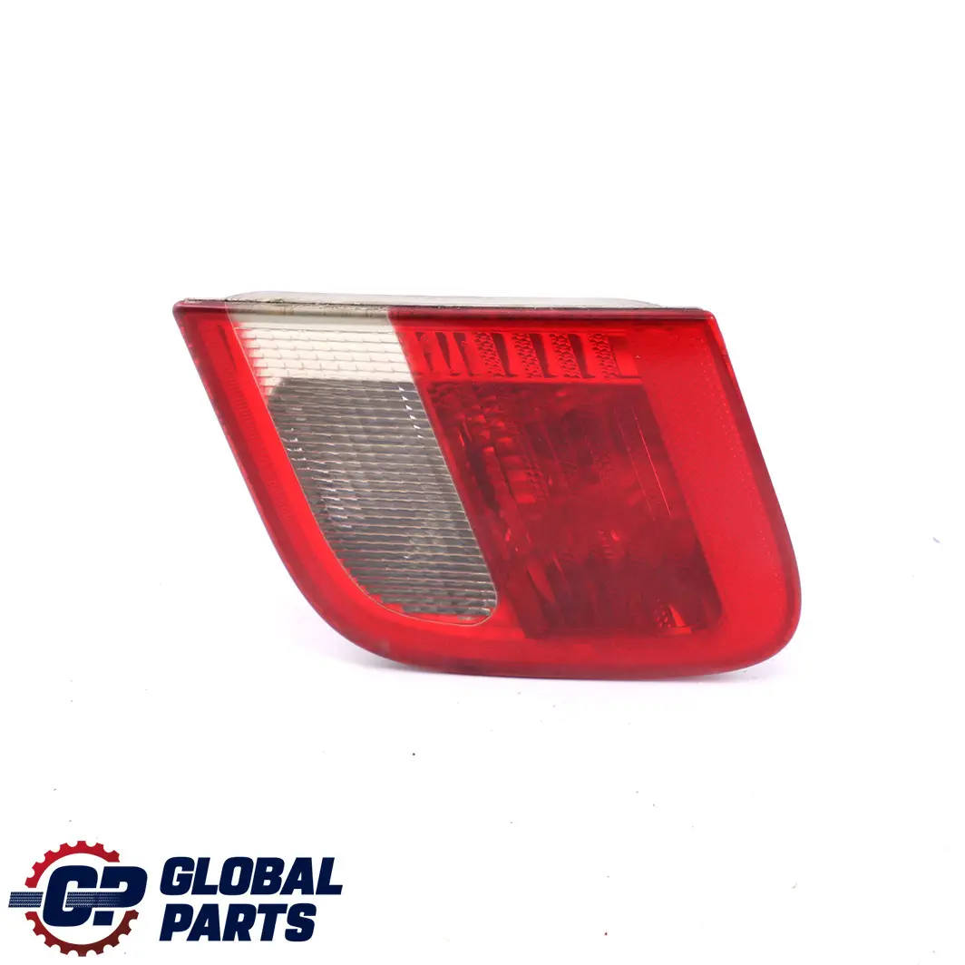 BMW E46 Lampka Bagażnika Prawa - SKU 8364924 - Numer Części 8364924