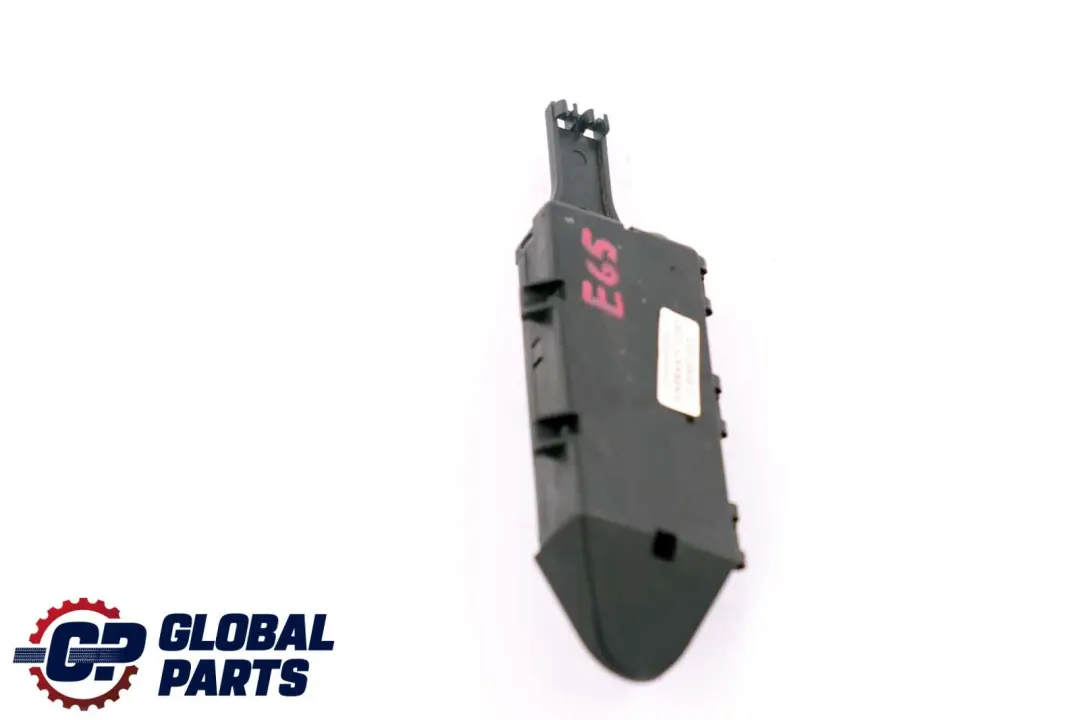BMW 7 Series E38 E65 Left Right N/O/S Rear Wheelhouse Plug Connection Bracket - SKU 8365529 - Part number 8365529