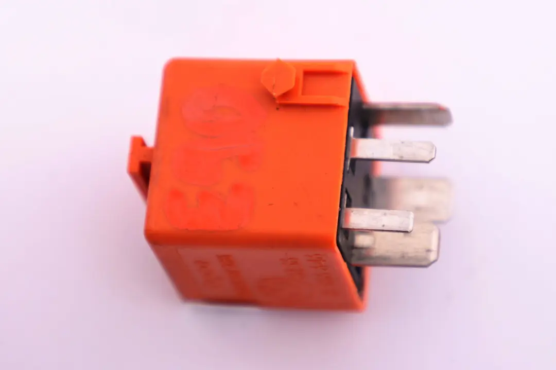 BMW 3 5 6 Series E60 E63 R50 R52 Relay Make Contact Orange - SKU 8366646 - Part number 8366646