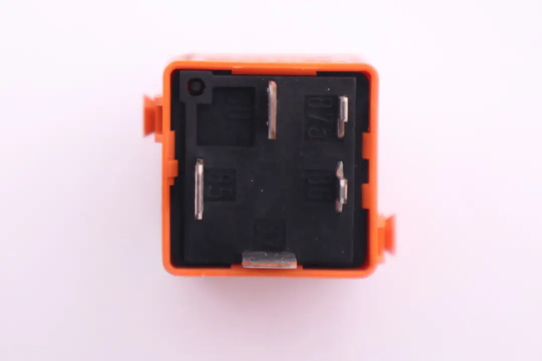 BMW E60 E63 R50 R52 Rel? Hacer Contacto Naranja - SKU 8366646 - Número de pieza 8366646