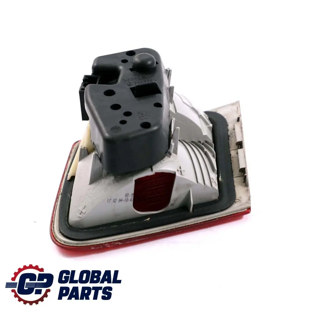 Luz Trasera Izquierda En Tapa Maletero Maletero Portón Trasero para BMW 3 E46 Touring con número de pieza 8368759 BMW 3 E46 Touring Luz Trasera Izquierda En Tapa Maletero Maletero Portón Trasero - SKU 8368759 - Número de pieza 8368759