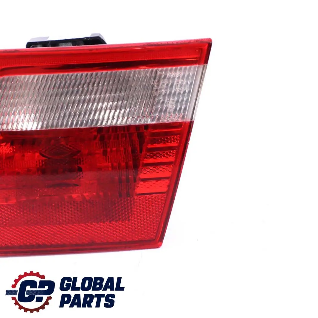 BMW E46 Touring Luz Trasera Derecha Tapa Maletero Maletero Porton Trasero - SKU 8368760 - Número de pieza 8368760