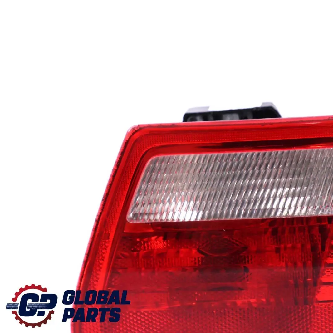 BMW 4 E46 Touring Break Feu Arriere Hayon Arriere Droit - SKU 8368760 - Numéro de pièce 8368760