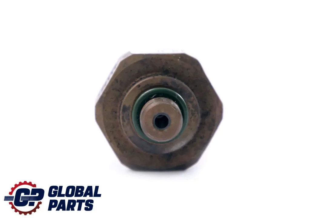 Czujnik ciśnienia klimatyzacji do BMW E60 E87 E90 R56 o numerze 8370623 BMW E60 E87 E90 R56 Czujnik ciśnienia klimatyzacji - SKU 8370623 - Numer Części 8370623