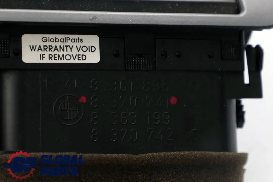 Frischluftgrill Mitte für BMW 3 er E46 mit Teilenummer 8370741 BMW 3 er E46 Frischluftgrill Mitte - SKU 8370741 - Teilenummer 8370741