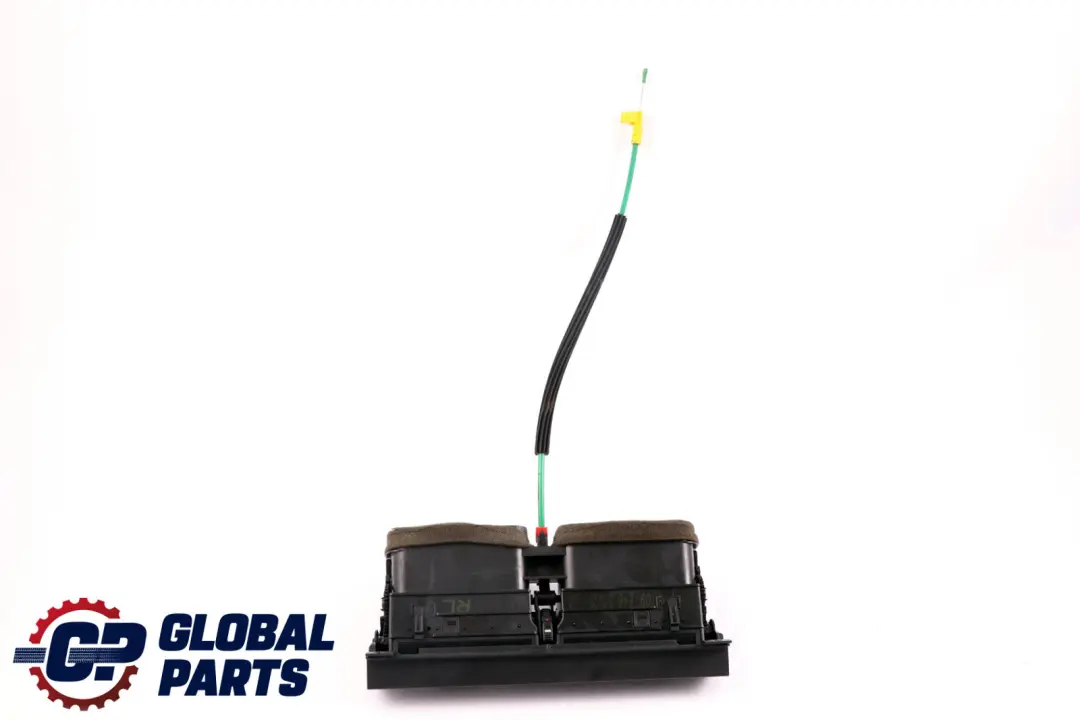 Frischluftgrill Mitte für BMW 3 er E46 mit Teilenummer 8370741 BMW 3 er E46 Frischluftgrill Mitte - SKU 8370741 - Teilenummer 8370741