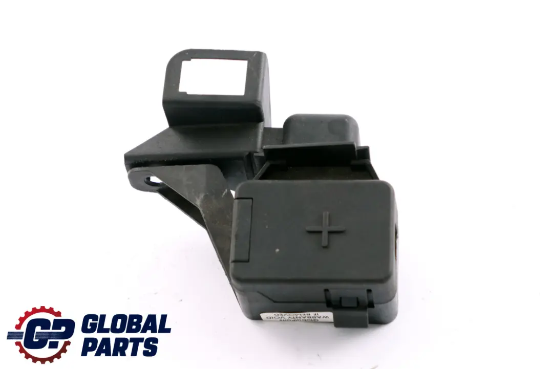 Zaślepka Osłona Pokrywa Plus + do BMW X3 E83 o numerze 8371011 BMW X3 E83 Zaślepka Osłona Pokrywa Plus + - SKU 8371011 - Numer Części 8371011