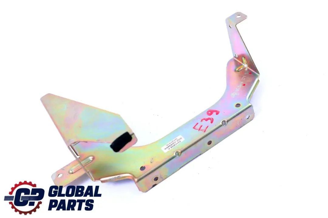 Halter CD-Wechsler Montage für BMW 5 er E39 mit Teilenummer 8371137 BMW 5 er E39 Halter CD-Wechsler Montage - SKU 8371137 - Teilenummer 8371137