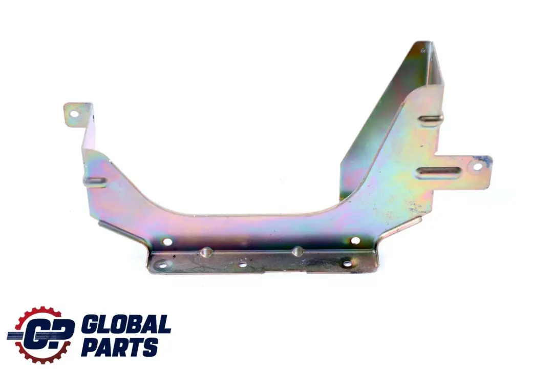 Halter CD-Wechsler Montage für BMW 5 er E39 mit Teilenummer 8371137 BMW 5 er E39 Halter CD-Wechsler Montage - SKU 8371137 - Teilenummer 8371137