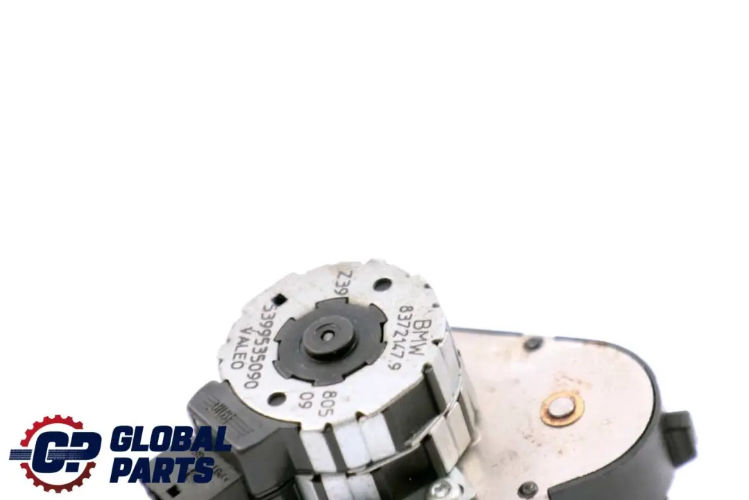 Heater Actuator Motor Fresh Air Flap Regulator to BMW 5 Series E39 with Part number 8372147 BMW 5 Series E39 Heater Actuator Motor Fresh Air Flap Regulator - SKU 8372147 - Part number 8372147