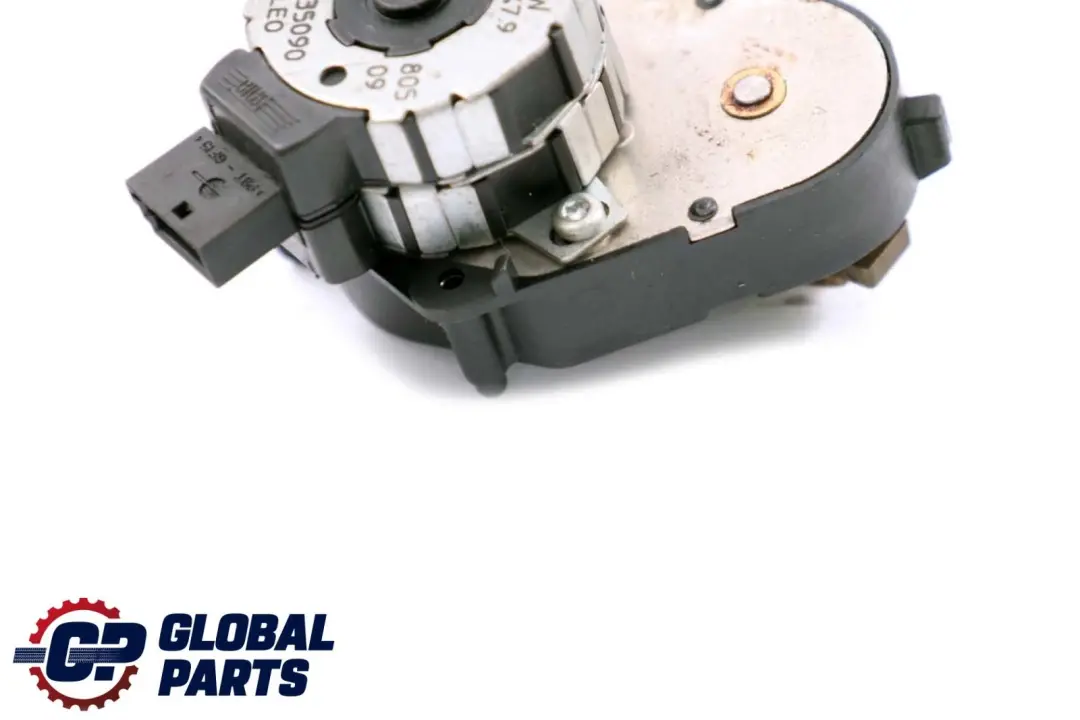 Heater Actuator Motor Fresh Air Flap Regulator to BMW 5 Series E39 with Part number 8372147 BMW 5 Series E39 Heater Actuator Motor Fresh Air Flap Regulator - SKU 8372147 - Part number 8372147