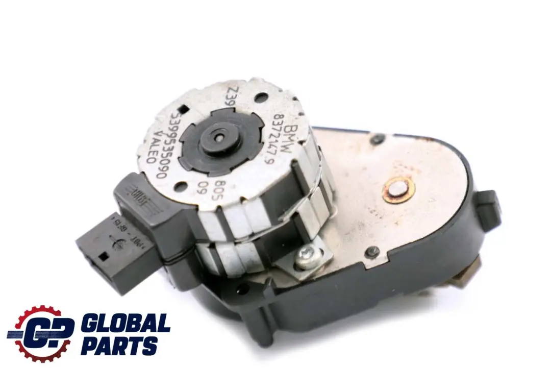 Heater Actuator Motor Fresh Air Flap Regulator to BMW 5 Series E39 with Part number 8372147 BMW 5 Series E39 Heater Actuator Motor Fresh Air Flap Regulator - SKU 8372147 - Part number 8372147