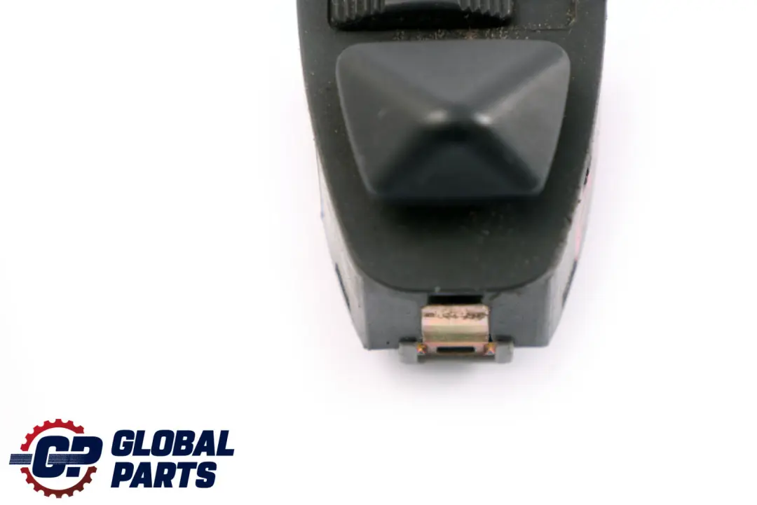 Interruptor F Espejo Ajuste para BMW E46 con número de pieza 8373692 BMW E46 Interruptor F Espejo Ajuste - SKU 8373692 - Número de pieza 8373692