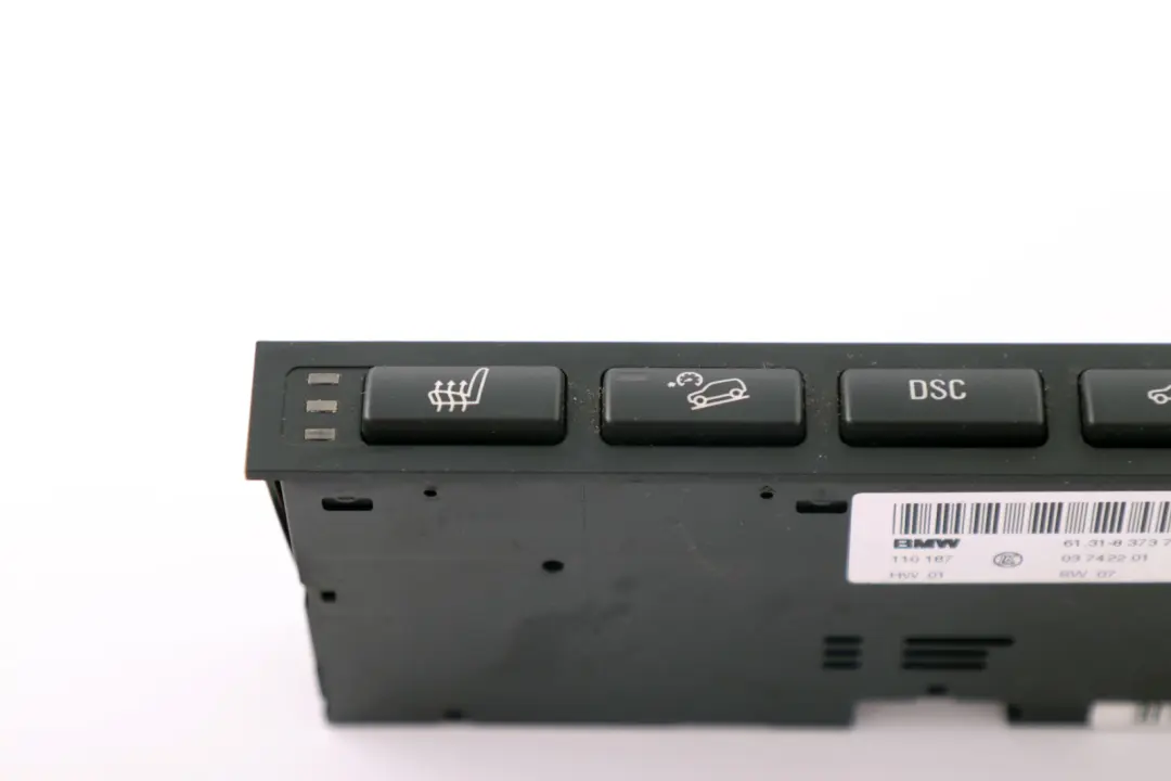 Centro di Commutazione Consolle Centrale 6131 per BMW X5 E53 con numero di parte 61318373738 BMW X5 E53 Centro di Commutazione Consolle Centrale 6131 - SKU 8373738 - Numero di parte 61318373738