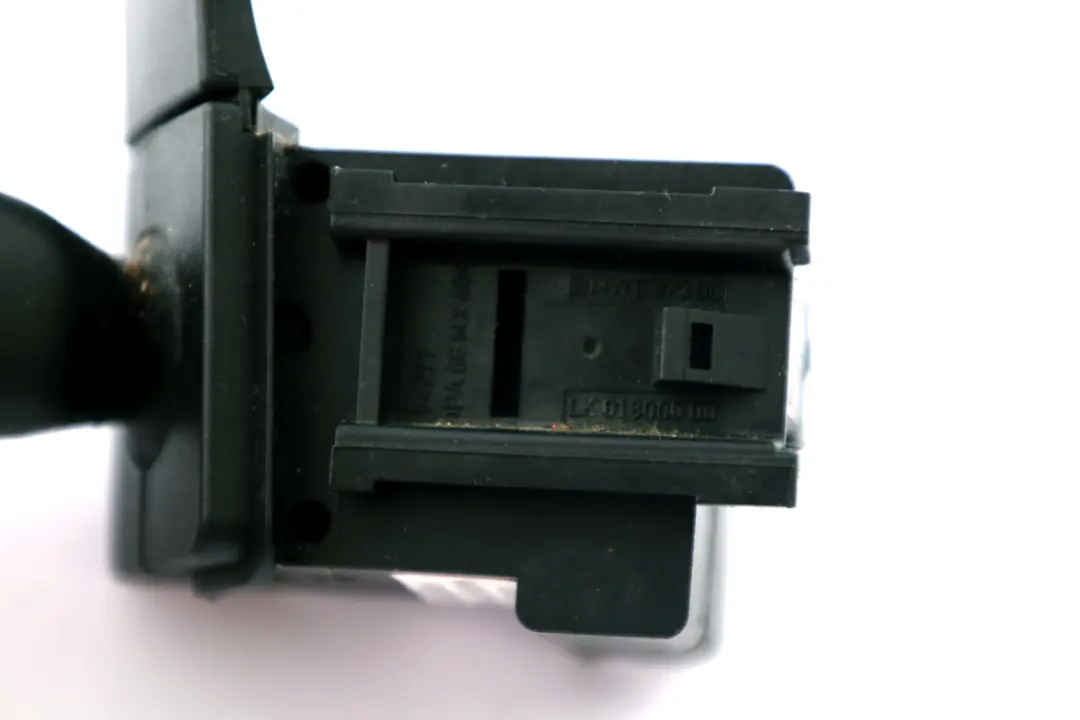 Przełącznik Regulacji Kierownicy do BMW E39 E53 X5 o numerze 61318373901 BMW E39 E53 X5 Przełącznik Regulacji Kierownicy - SKU 8373901 - Numer Części 61318373901