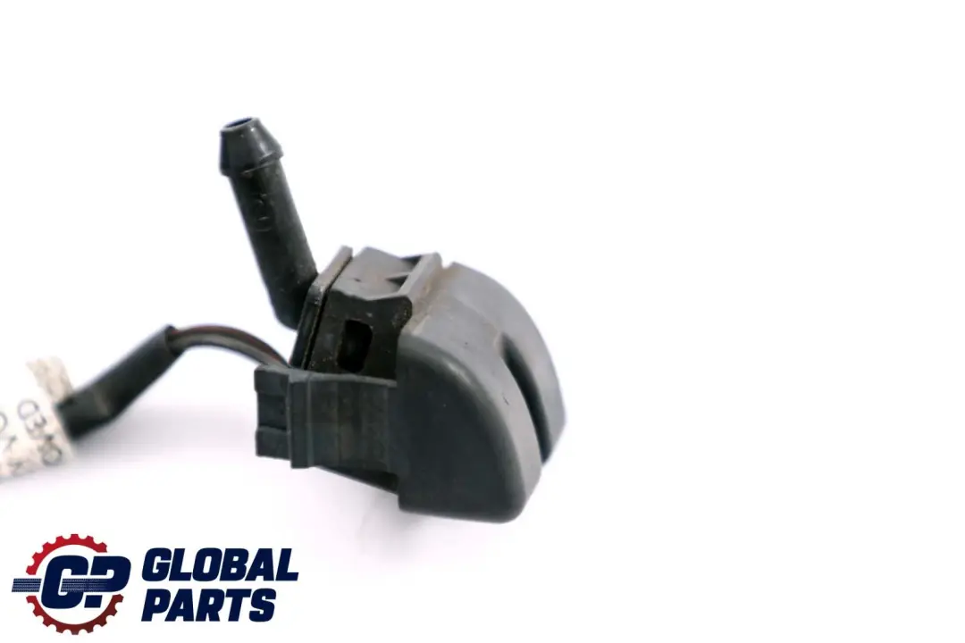 Derecha Lavaparabrisas Boquilla De pulverizacion Jet para BMW E46 con número de pieza 8374366 BMW E46 Derecha Lavaparabrisas Boquilla De pulverizacion Jet - SKU 8374366 - Número de pieza 8374366