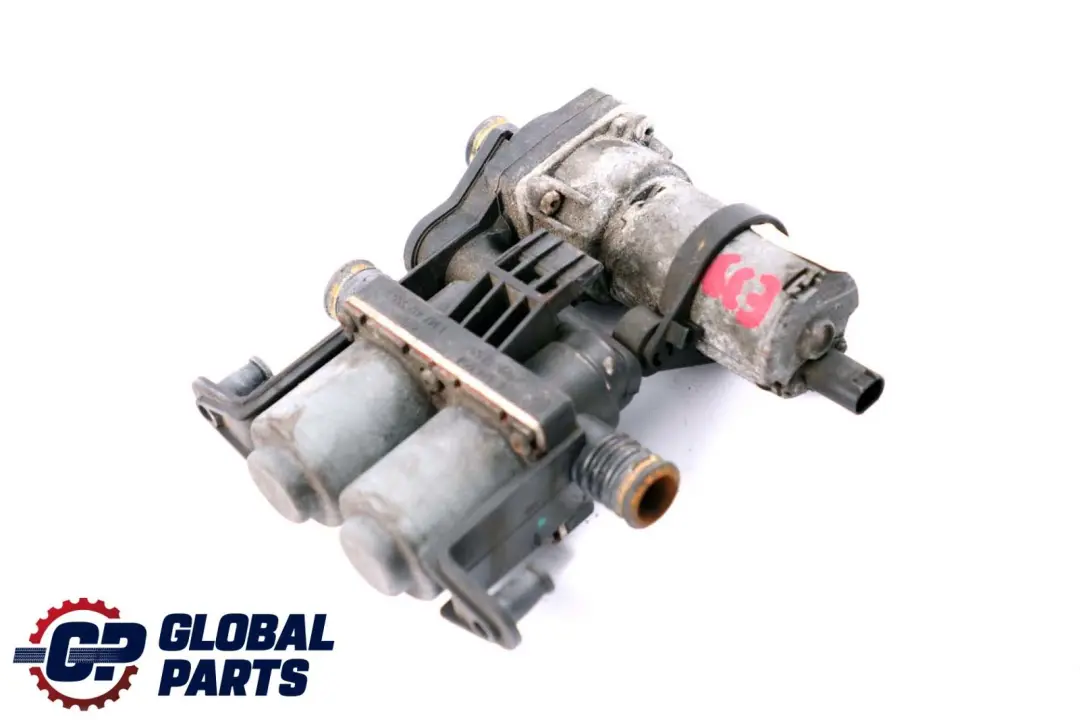 Wasserventil Zusatzwasserpumpe für BMW 5 7 er E38 E39 mit Teilenummer 8374994 BMW 5 7 er E38 E39 Wasserventil Zusatzwasserpumpe - SKU 8374994 - Teilenummer 8374994