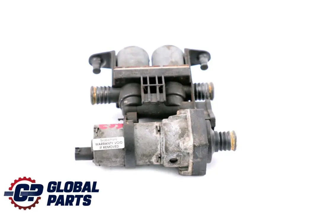 Wasserventil Zusatzwasserpumpe für BMW 5 7 er E38 E39 mit Teilenummer 8374994 BMW 5 7 er E38 E39 Wasserventil Zusatzwasserpumpe - SKU 8374994 - Teilenummer 8374994