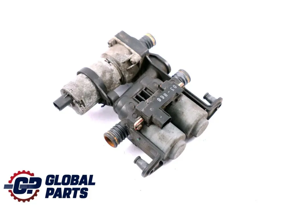 Wasserventil Zusatzwasserpumpe für BMW 5 7 er E38 E39 mit Teilenummer 8374994 BMW 5 7 er E38 E39 Wasserventil Zusatzwasserpumpe - SKU 8374994 - Teilenummer 8374994