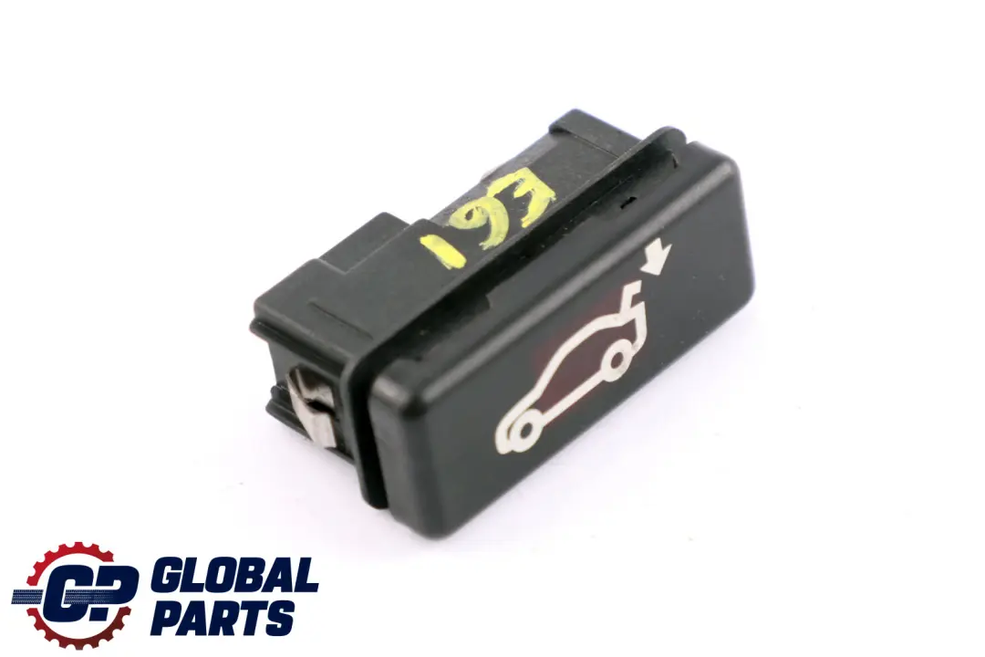 Botón Apertura Portón Trasero Interruptor Tapa Maletero para BMW E38 E39 E61 con número de pieza 8375580 BMW E38 E39 E61 Botón Apertura Portón Trasero Interruptor Tapa Maletero - SKU 8375580 - Número de pieza 8375580