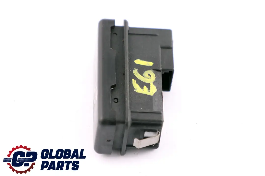  Bouton Ouverture Hayon BMW E38 E39 E61 E65 Interrupteur couvercle coffre - SKU 8375580 - Numéro de pièce 8375580