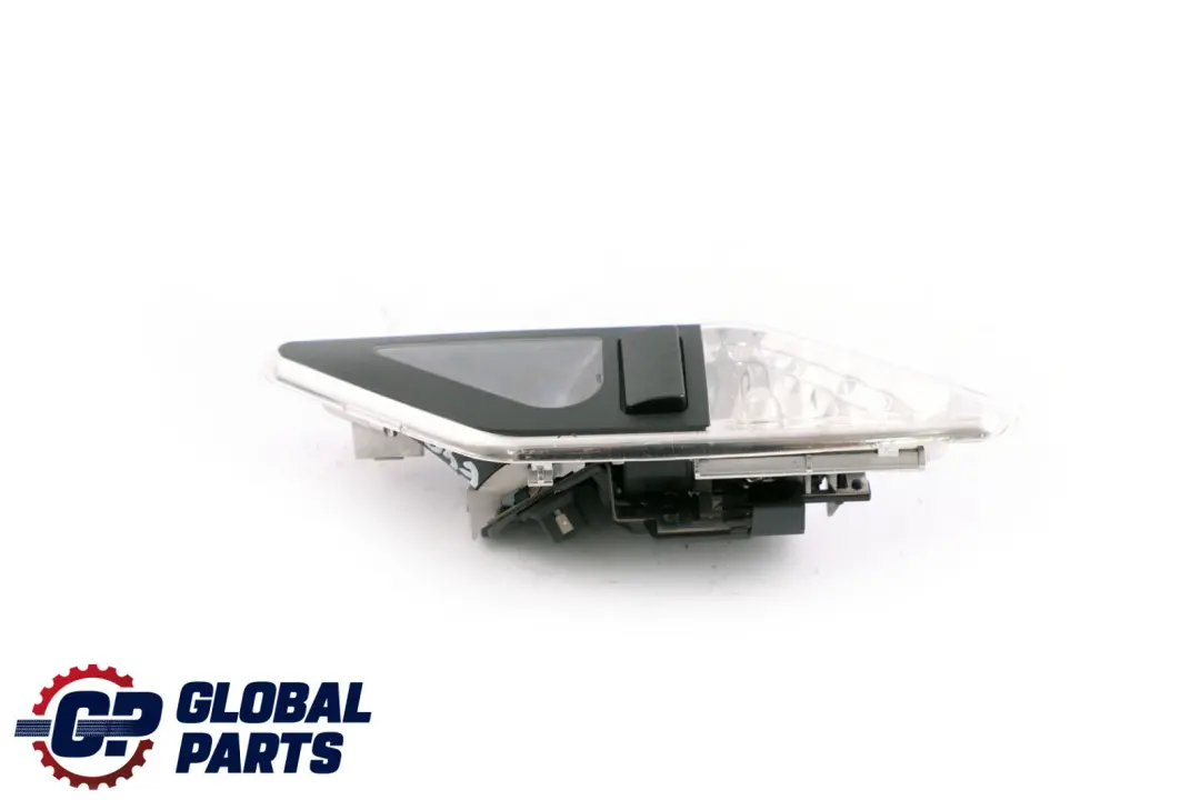 Lampe de Lecture Interieure Lampe Arriere Gauche pour BMW E46 à propos du numéro de pièce 8375585 BMW E46 Lampe de Lecture Interieure Lampe Arriere Gauche - SKU 8375585 - Numéro de pièce 8375585