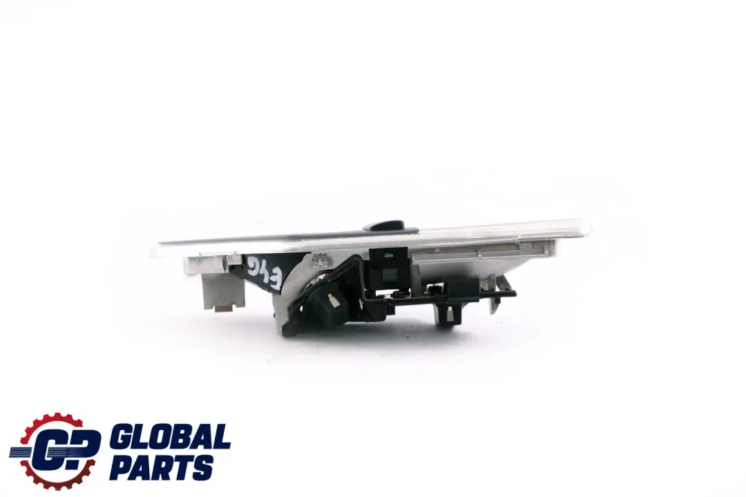 Innenleseleuchte Leuchte Hinten Links für BMW 3 er E46 mit Teilenummer 8375585 BMW 3 er E46 Innenleseleuchte Leuchte Hinten Links - SKU 8375585 - Teilenummer 8375585