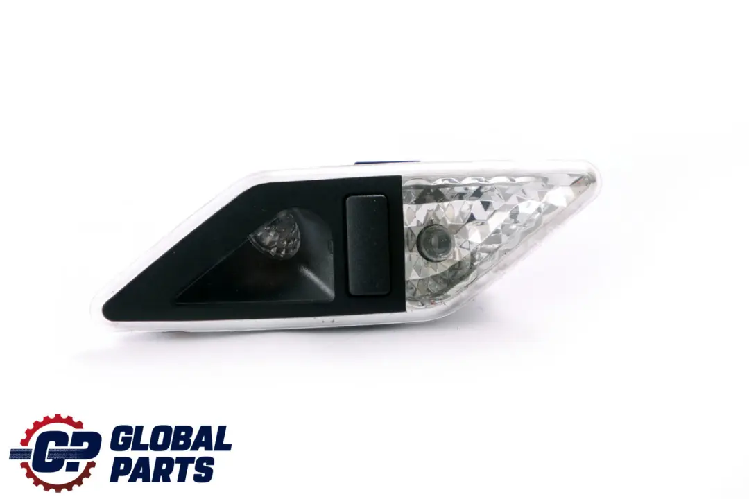 Luz Trasera De Lectura Interior Derecha para BMW E46 con número de pieza 8375586 BMW E46 Luz Trasera De Lectura Interior Derecha - SKU 8375586 - Número de pieza 8375586
