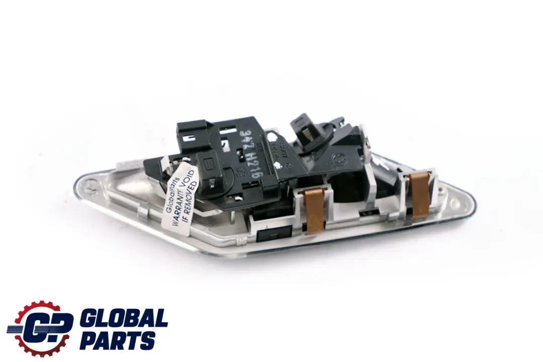 Lampe de Lecture Interieure Lampe Arriere Droite pour BMW E46 à propos du numéro de pièce 8375586 BMW E46 Lampe de Lecture Interieure Lampe Arriere Droite - SKU 8375586 - Numéro de pièce 8375586